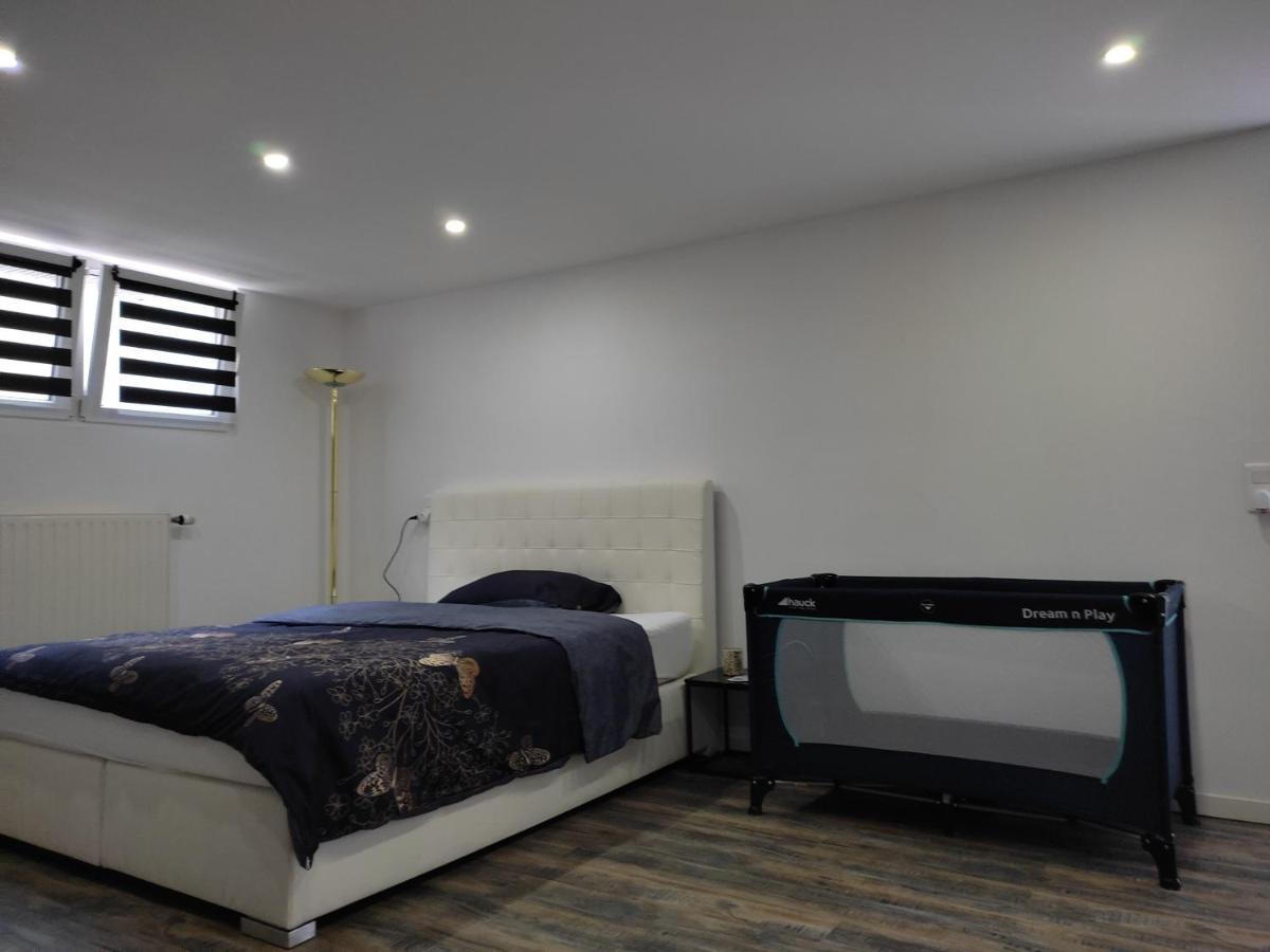 Studio 45M2 Tres Calme Village-Neuf ภายนอก รูปภาพ
