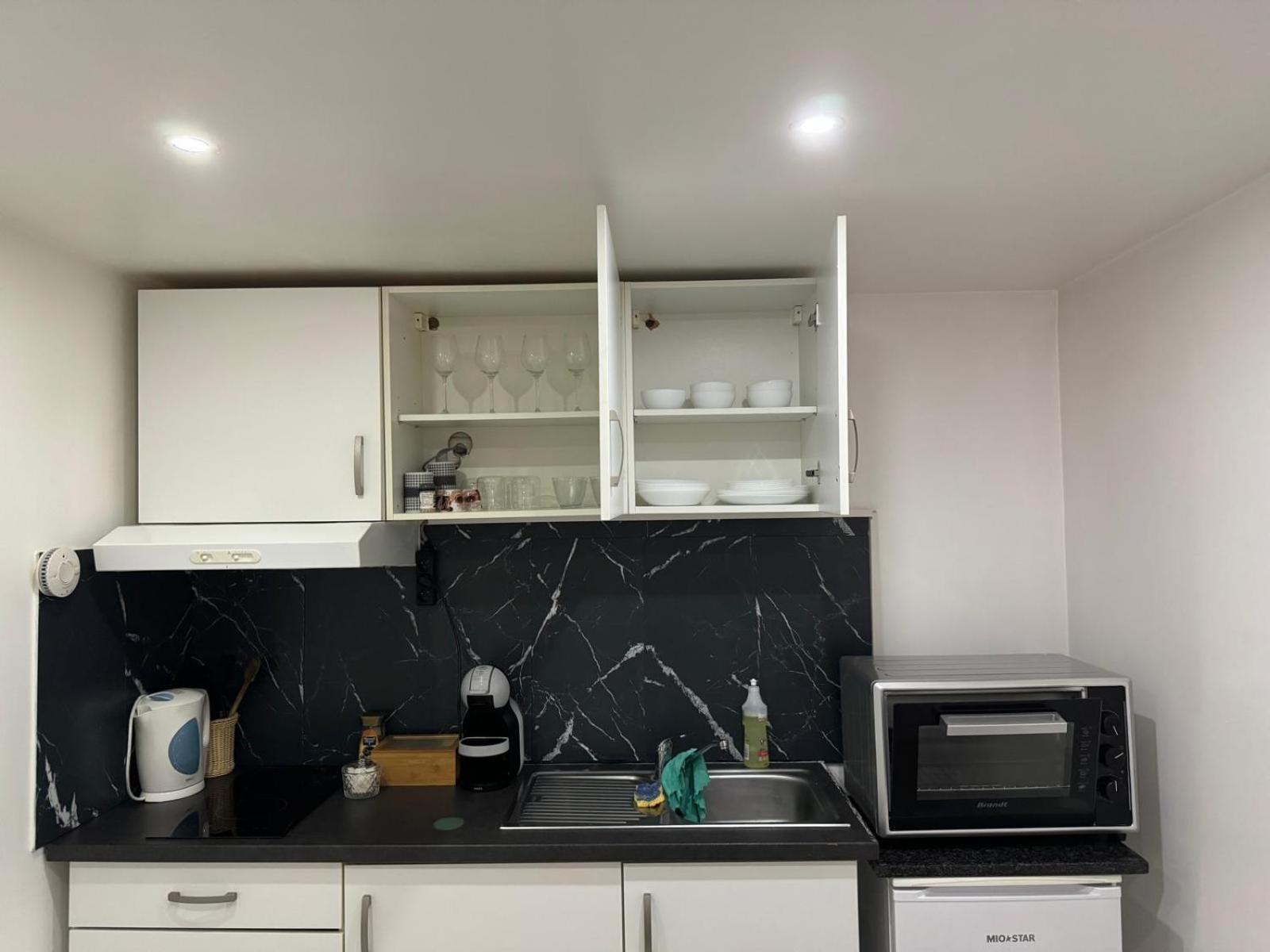 Studio 45M2 Tres Calme Village-Neuf ภายนอก รูปภาพ